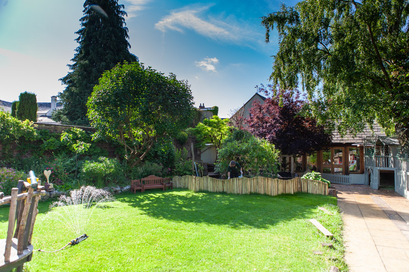 acorns-nursery-school-cirencester-gardens-slider-2