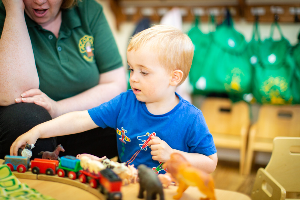 acorns-nursery-school-cirencester-pre-school-1-7