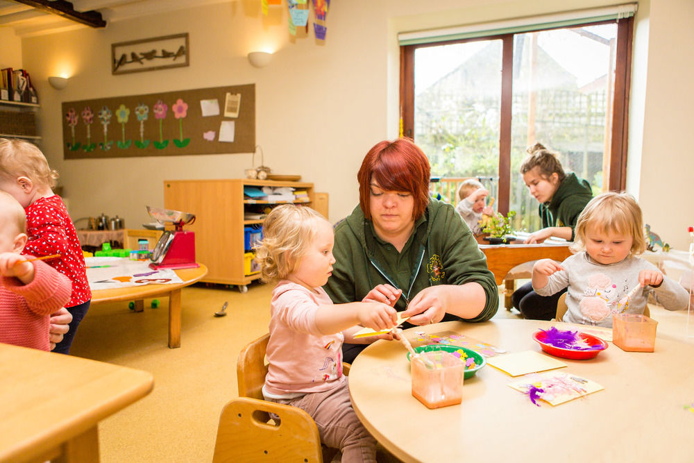 acorns-nursery-school-cirencester-babies-11