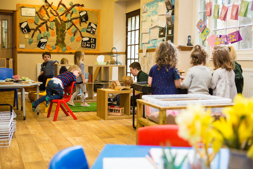 acorns-nursery-school-cirencester-pre-school-12