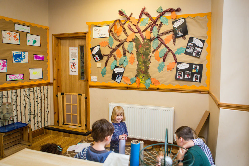 acorns-nursery-school-cirencester-pre-school-8