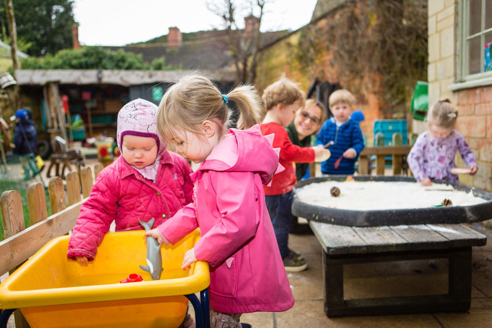 acorns-nursery-school-cirencester-toddlers-21